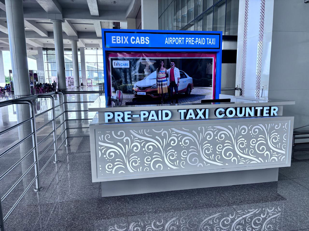 Kannur Airport Prepaid Taxi Ebix Cabs — Airport taxi in Mattannur and Airport